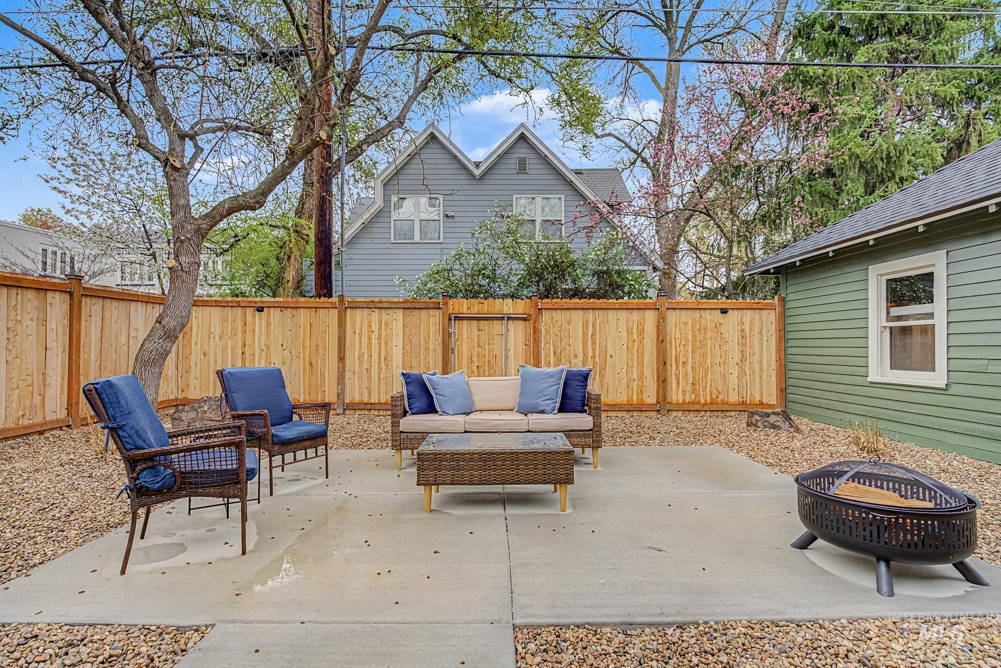 1004 N 17th, Boise, Idaho 83702, 5 Bedrooms, 2.5 Bathrooms, Residential For Sale, Price $1,500,000,MLS 98980286