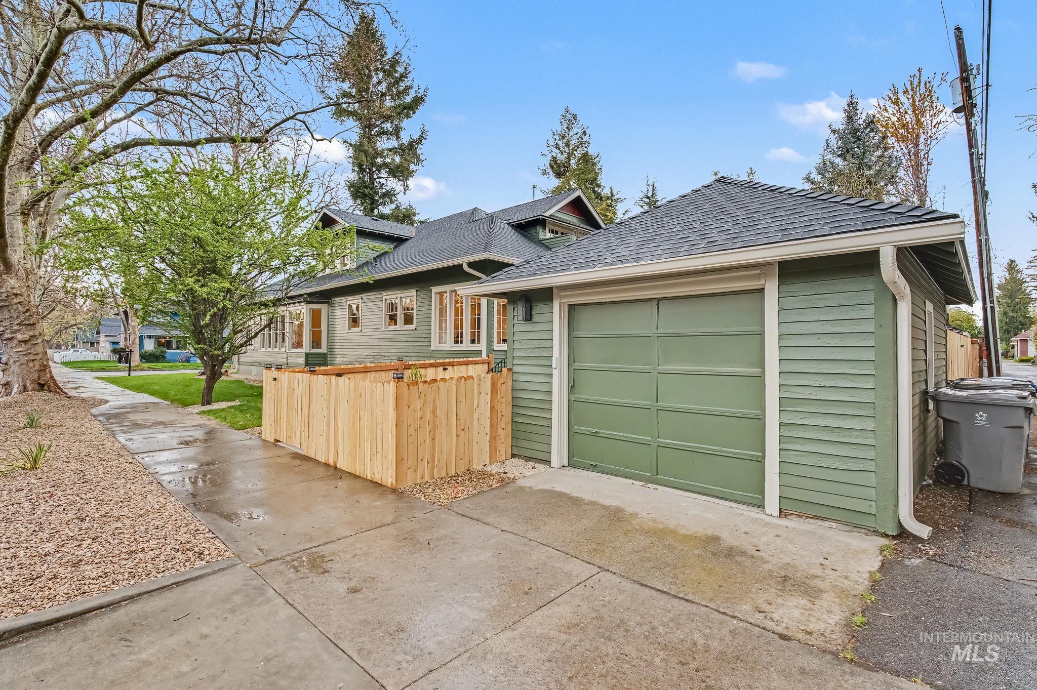 1004 N 17th, Boise, Idaho 83702, 5 Bedrooms, 2.5 Bathrooms, Residential For Sale, Price $1,500,000,MLS 98980286