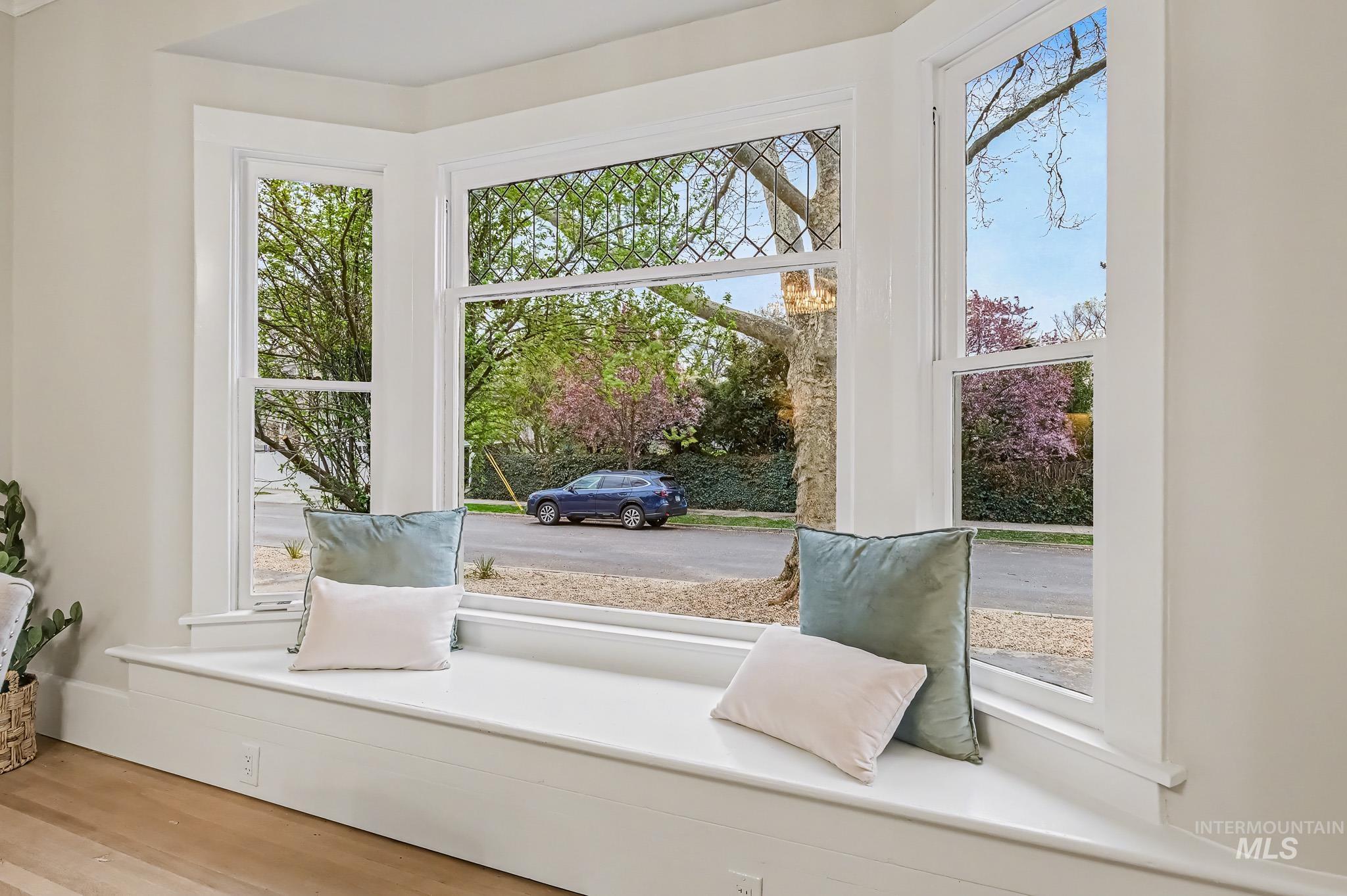 1004 N 17th, Boise, Idaho 83702, 5 Bedrooms, 2.5 Bathrooms, Residential For Sale, Price $1,500,000,MLS 98980286