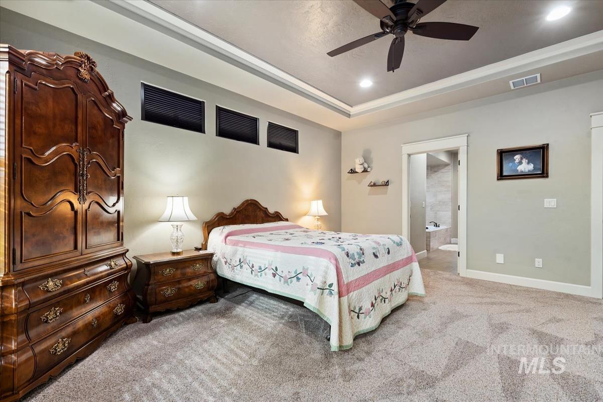 4061 W Highland Fall Ct, Meridian, Idaho 83646, 3 Bedrooms, 2.5 Bathrooms, Residential For Sale, Price $849,900,MLS 98980288