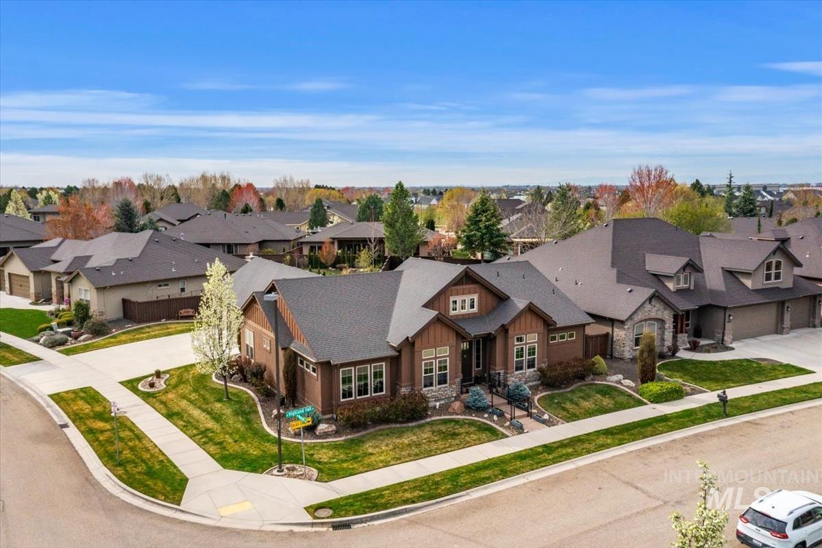 4061 W Highland Fall Ct, Meridian, Idaho 83646, 3 Bedrooms, 2.5 Bathrooms, Residential For Sale, Price $849,900,MLS 98980288