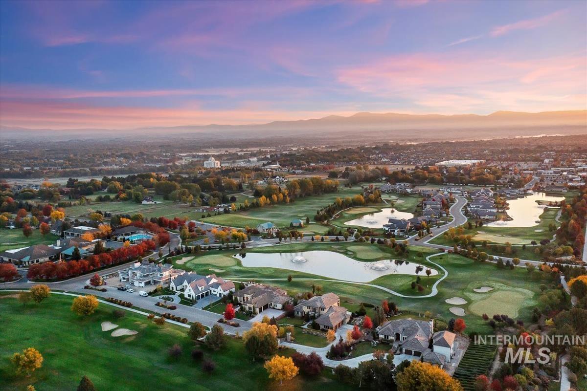 4061 W Highland Fall Ct, Meridian, Idaho 83646, 3 Bedrooms, 2.5 Bathrooms, Residential For Sale, Price $849,900,MLS 98980288