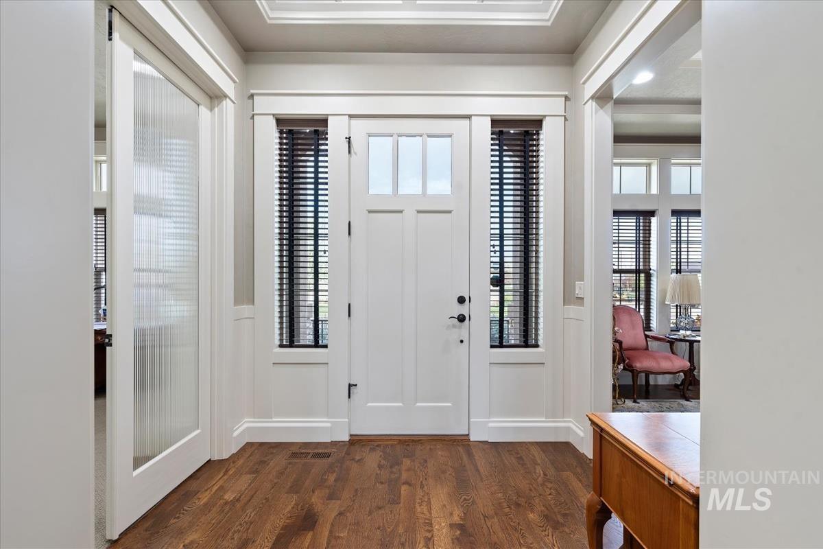 4061 W Highland Fall Ct, Meridian, Idaho 83646, 3 Bedrooms, 2.5 Bathrooms, Residential For Sale, Price $849,900,MLS 98980288