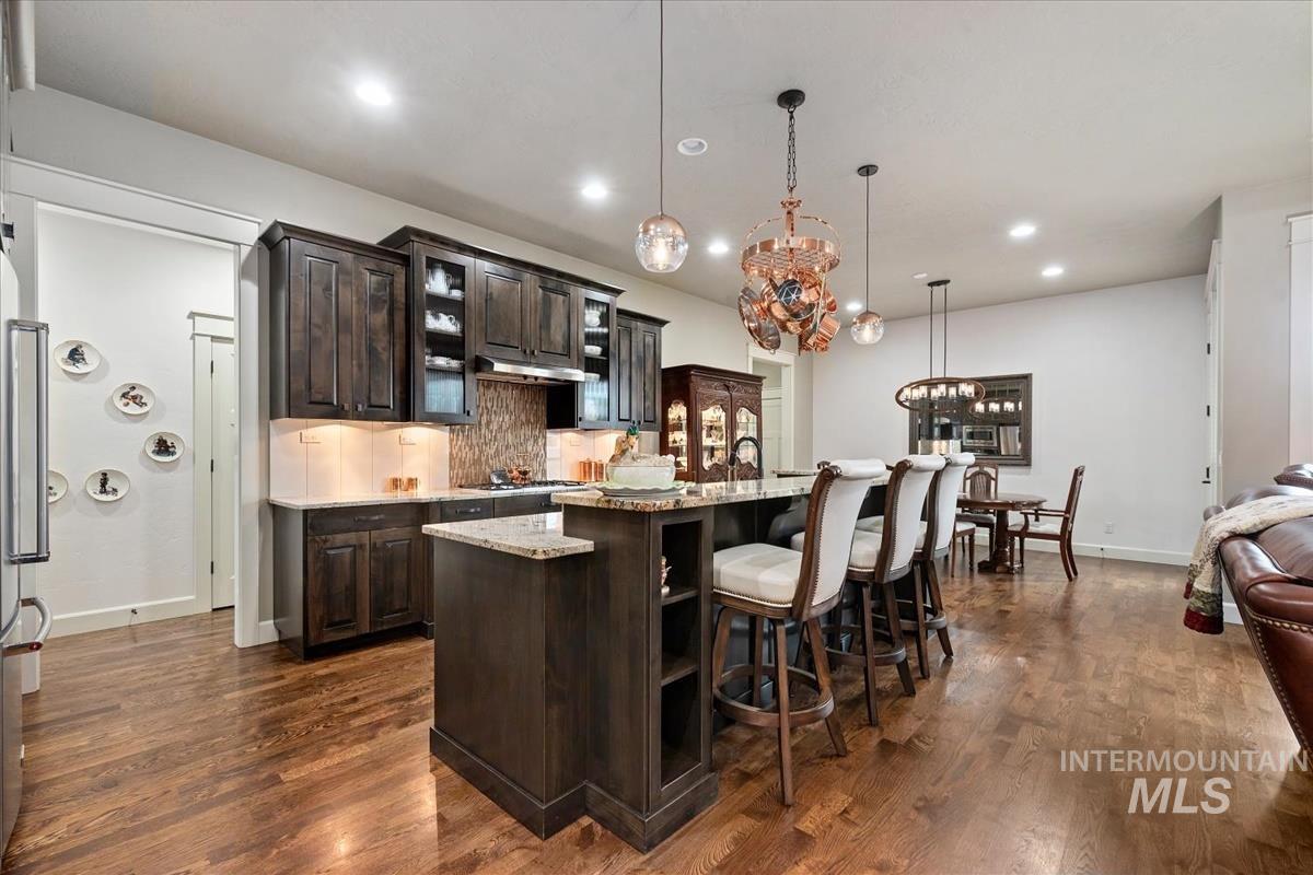 4061 W Highland Fall Ct, Meridian, Idaho 83646, 3 Bedrooms, 2.5 Bathrooms, Residential For Sale, Price $849,900,MLS 98980288