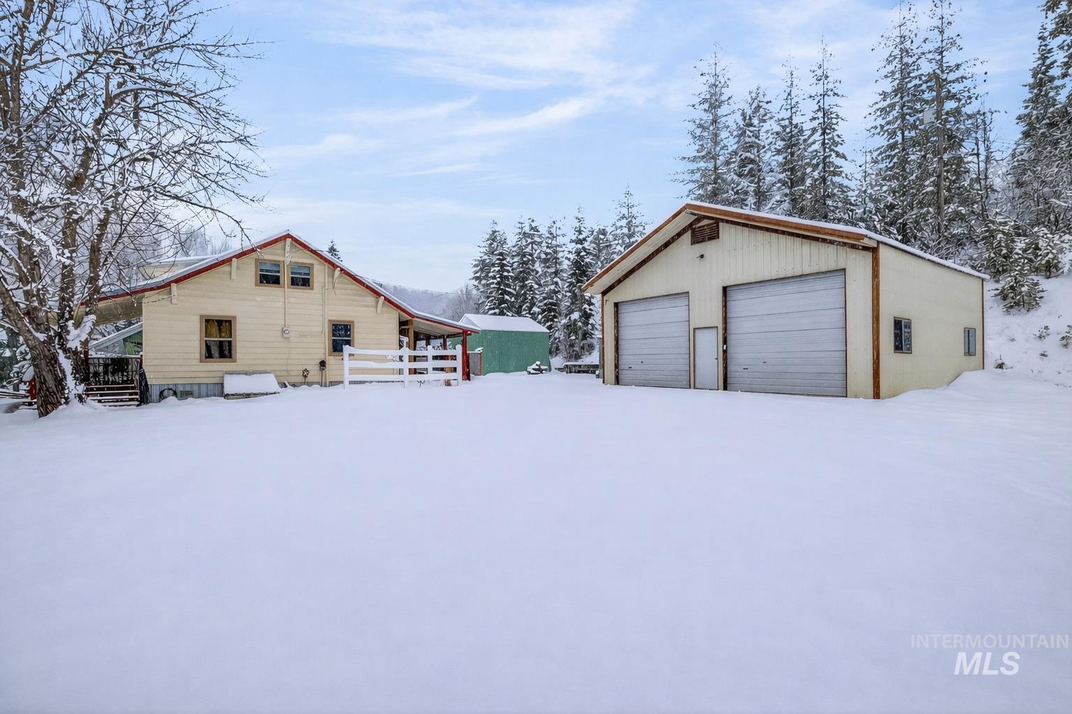 210 & 204 S 2nd St, Elk River, Idaho 83827, 3 Bedrooms, 3 Bathrooms, Residential For Sale, Price $935,000,MLS 98980289