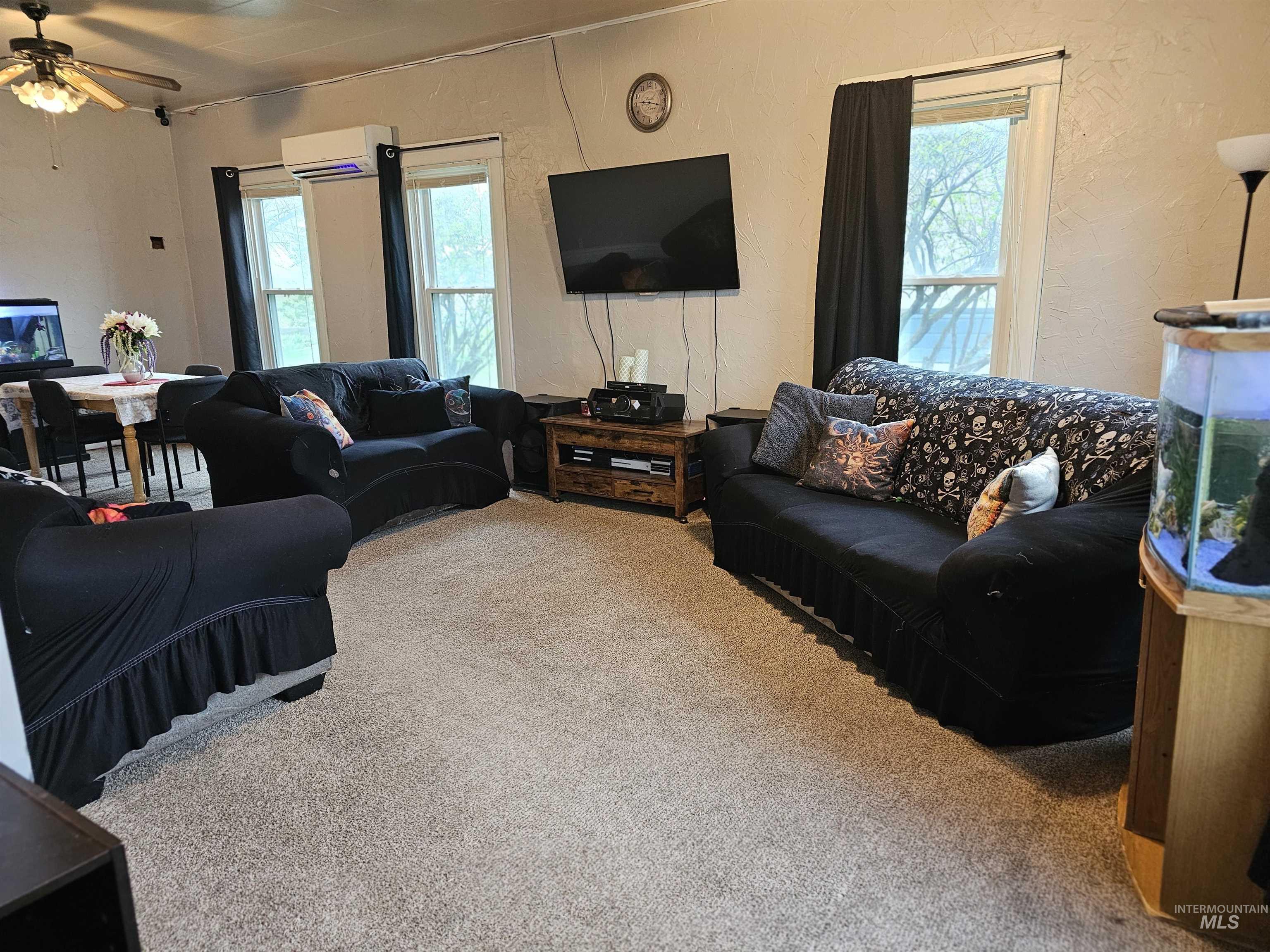 28754 HWY 18, Parma, Idaho 83660-6924, 4 Bedrooms, 1 Bathroom, Residential For Sale, Price $310,000, 98980291