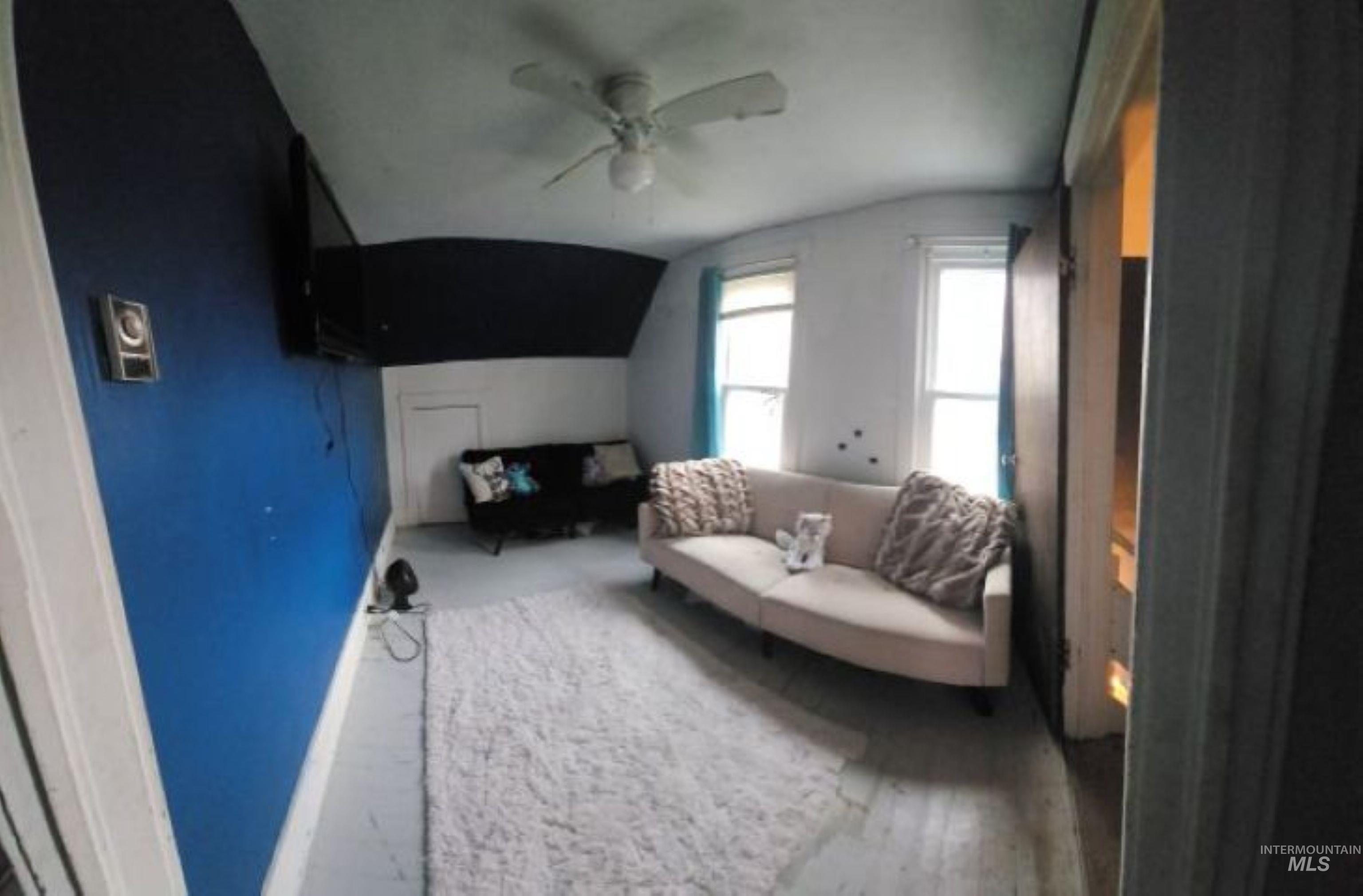 28754 HWY 18, Parma, Idaho 83660-6924, 4 Bedrooms, 1 Bathroom, Residential For Sale, Price $310,000, 98980291