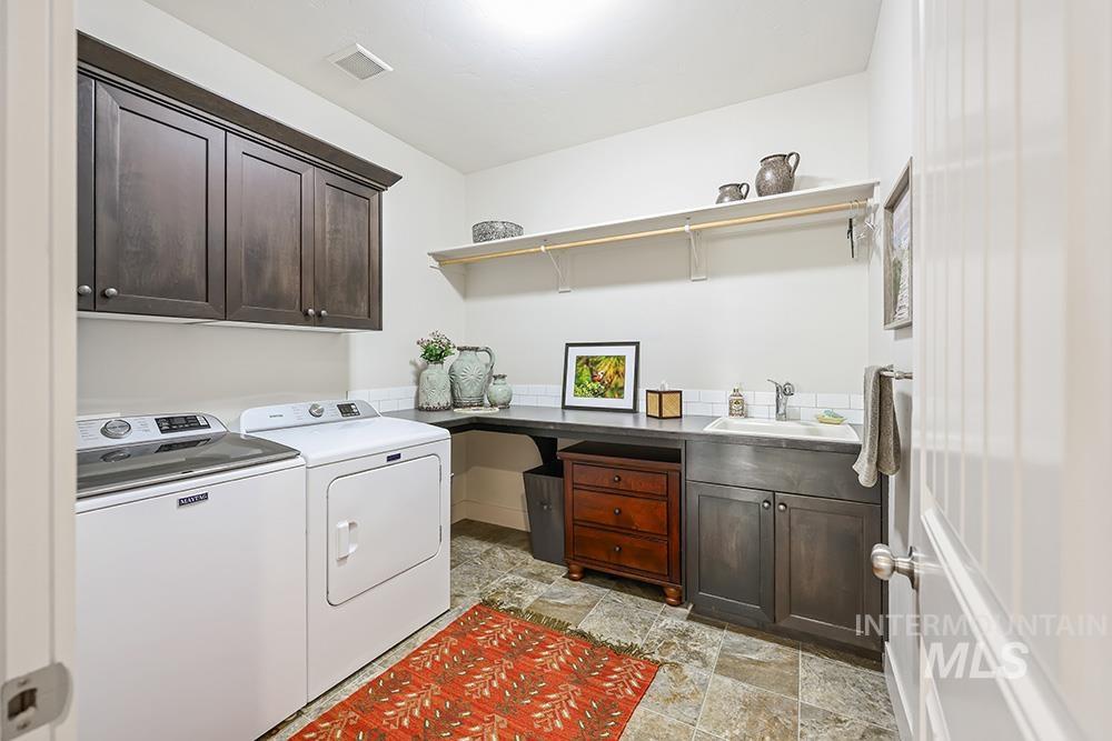 5893 N Senita Hills Ave, Meridian, Idaho 83646, 5 Bedrooms, 2.5 Bathrooms, Residential For Sale, Price $929,000,MLS 98980296