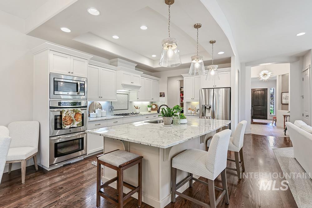 5893 N Senita Hills Ave, Meridian, Idaho 83646, 5 Bedrooms, 2.5 Bathrooms, Residential For Sale, Price $929,000,MLS 98980296