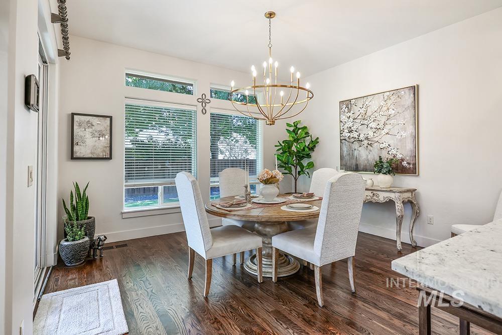 5893 N Senita Hills Ave, Meridian, Idaho 83646, 5 Bedrooms, 2.5 Bathrooms, Residential For Sale, Price $929,000,MLS 98980296