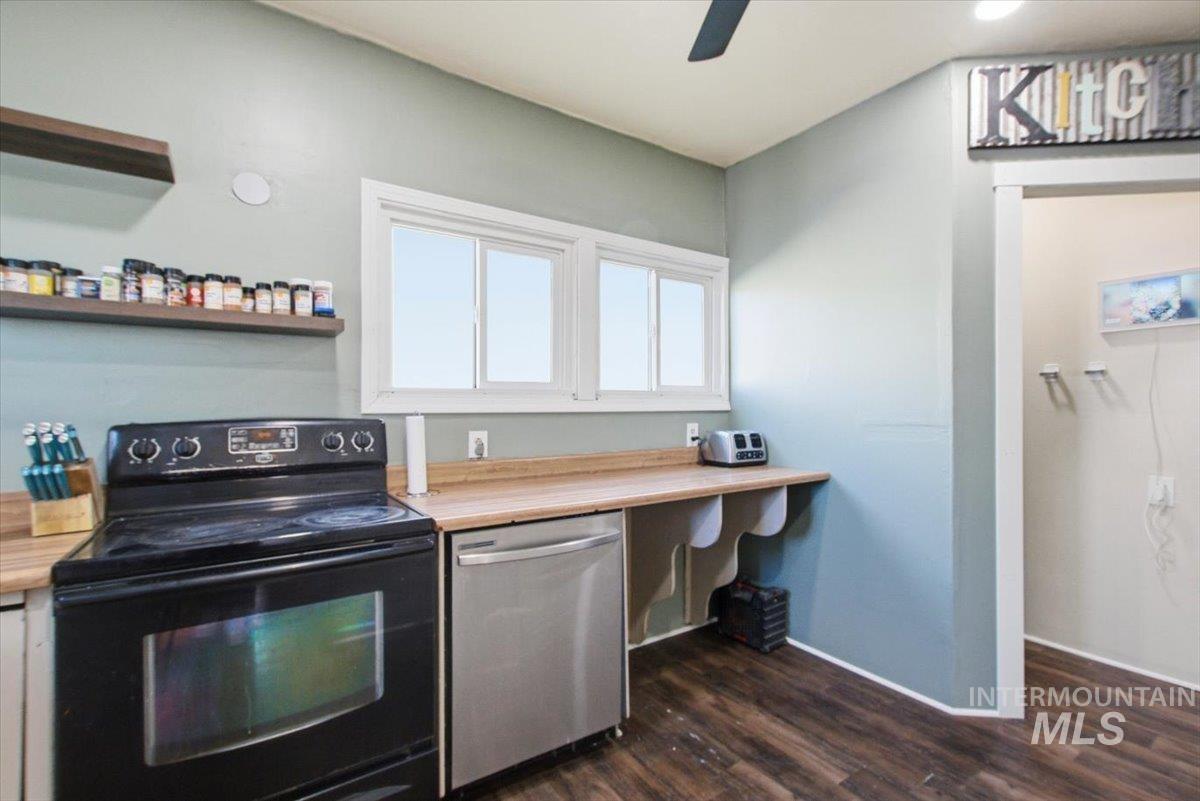 1434 Miller Avenue, Burley, Idaho 83318, 3 Bedrooms, 2 Bathrooms, Residential For Sale, Price $260,000, 98980299