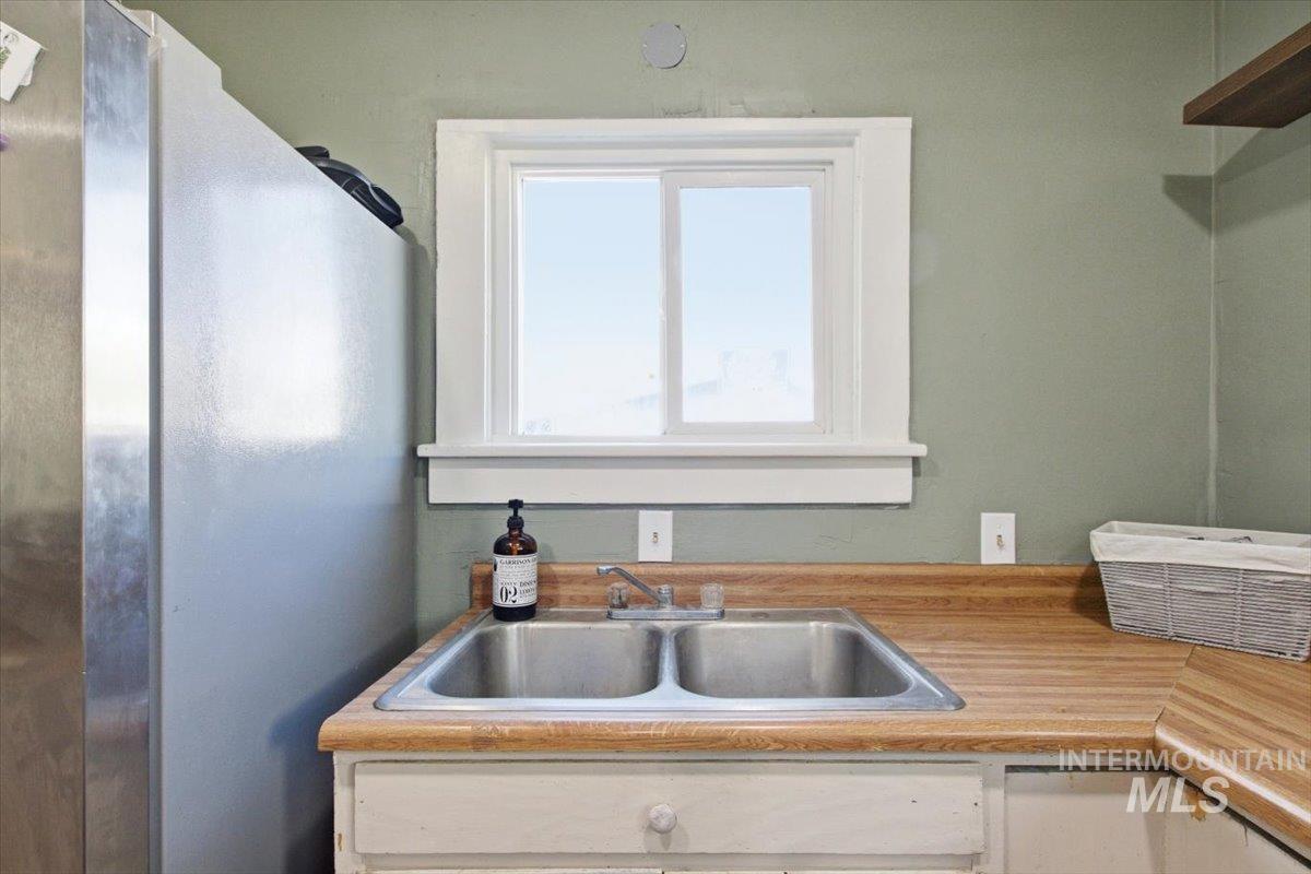 1434 Miller Avenue, Burley, Idaho 83318, 3 Bedrooms, 2 Bathrooms, Residential For Sale, Price $260,000, 98980299