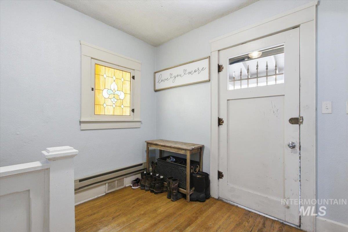 1434 Miller Avenue, Burley, Idaho 83318, 3 Bedrooms, 2 Bathrooms, Residential For Sale, Price $260,000, 98980299