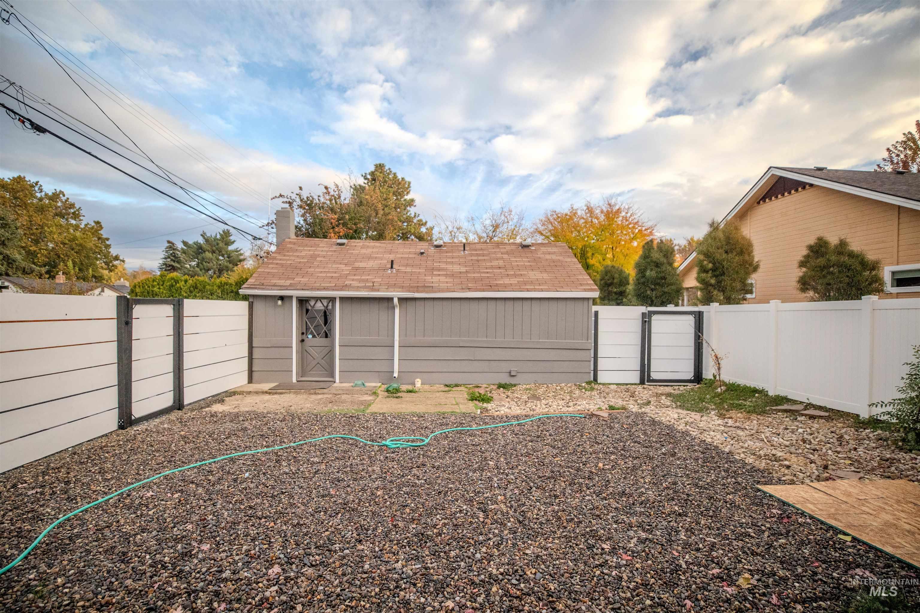 3311 Hamilton, Boise, Idaho 83705, 1 Bedroom, 1 Bathroom, Residential Income For Sale, Price $525,000, 98980303