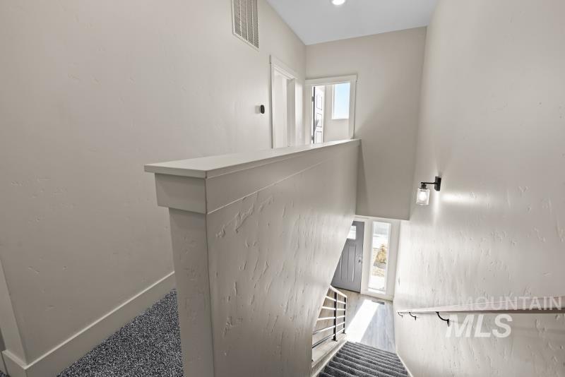 701 E Bates Ave, Parma, Idaho 83660, 3 Bedrooms, 2.5 Bathrooms, Residential Income For Sale, Price $1,800,000, 98980304