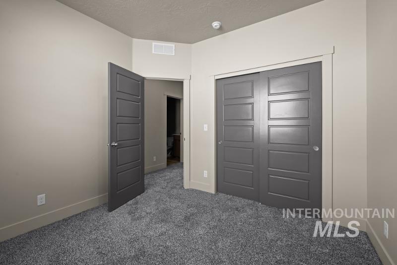 701 E Bates Ave, Parma, Idaho 83660, 3 Bedrooms, 2.5 Bathrooms, Residential Income For Sale, Price $1,800,000, 98980304