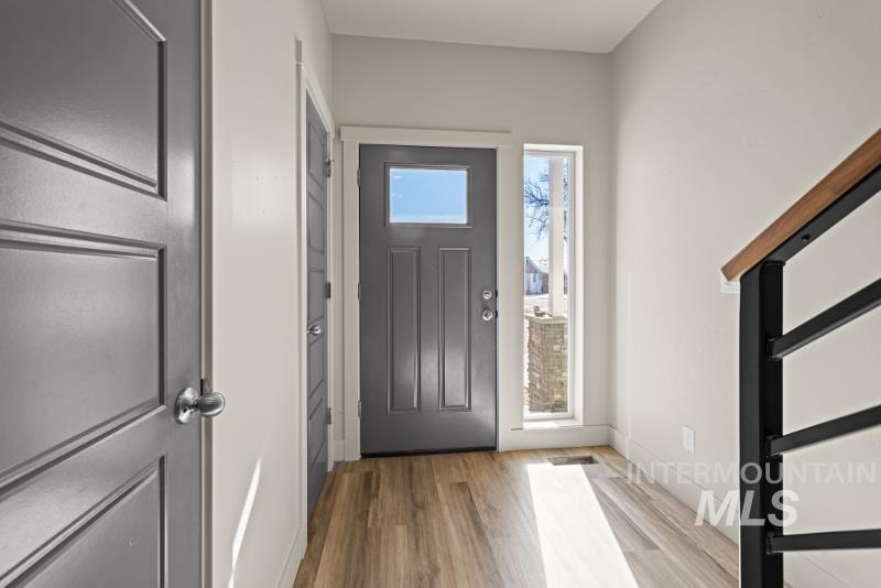 701 E Bates Ave, Parma, Idaho 83660, 3 Bedrooms, 2.5 Bathrooms, Residential Income For Sale, Price $1,800,000, 98980304