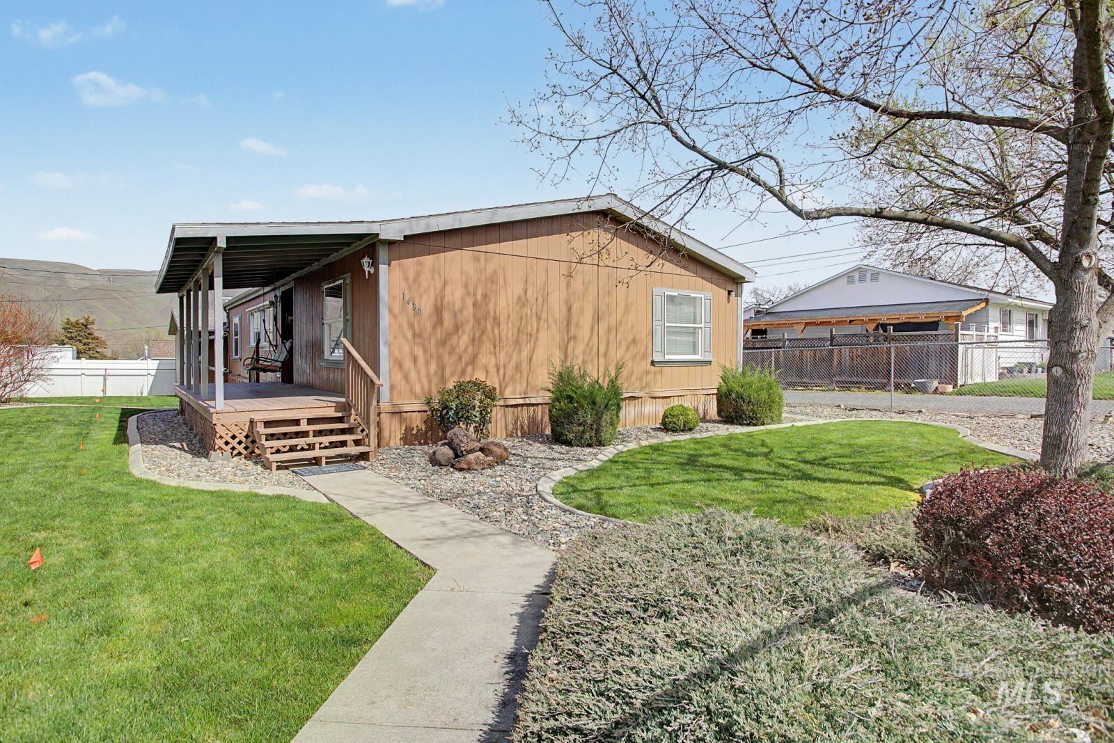 1480 Birch, Clarkston, Washington 99403, 3 Bedrooms, 2 Bathrooms, Residential For Sale, Price $309,900, 98980307