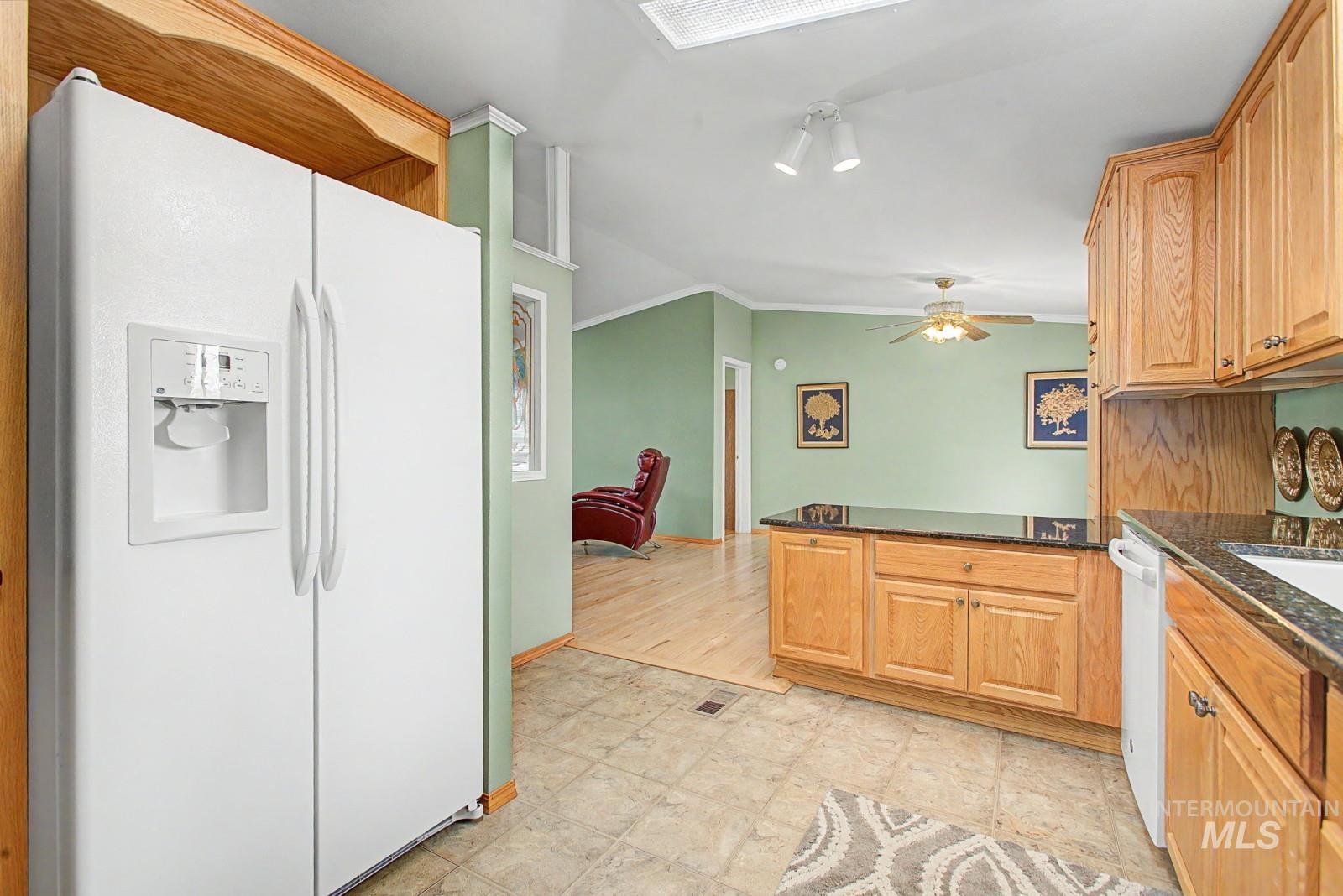 1480 Birch, Clarkston, Washington 99403, 3 Bedrooms, 2 Bathrooms, Residential For Sale, Price $309,900, 98980307