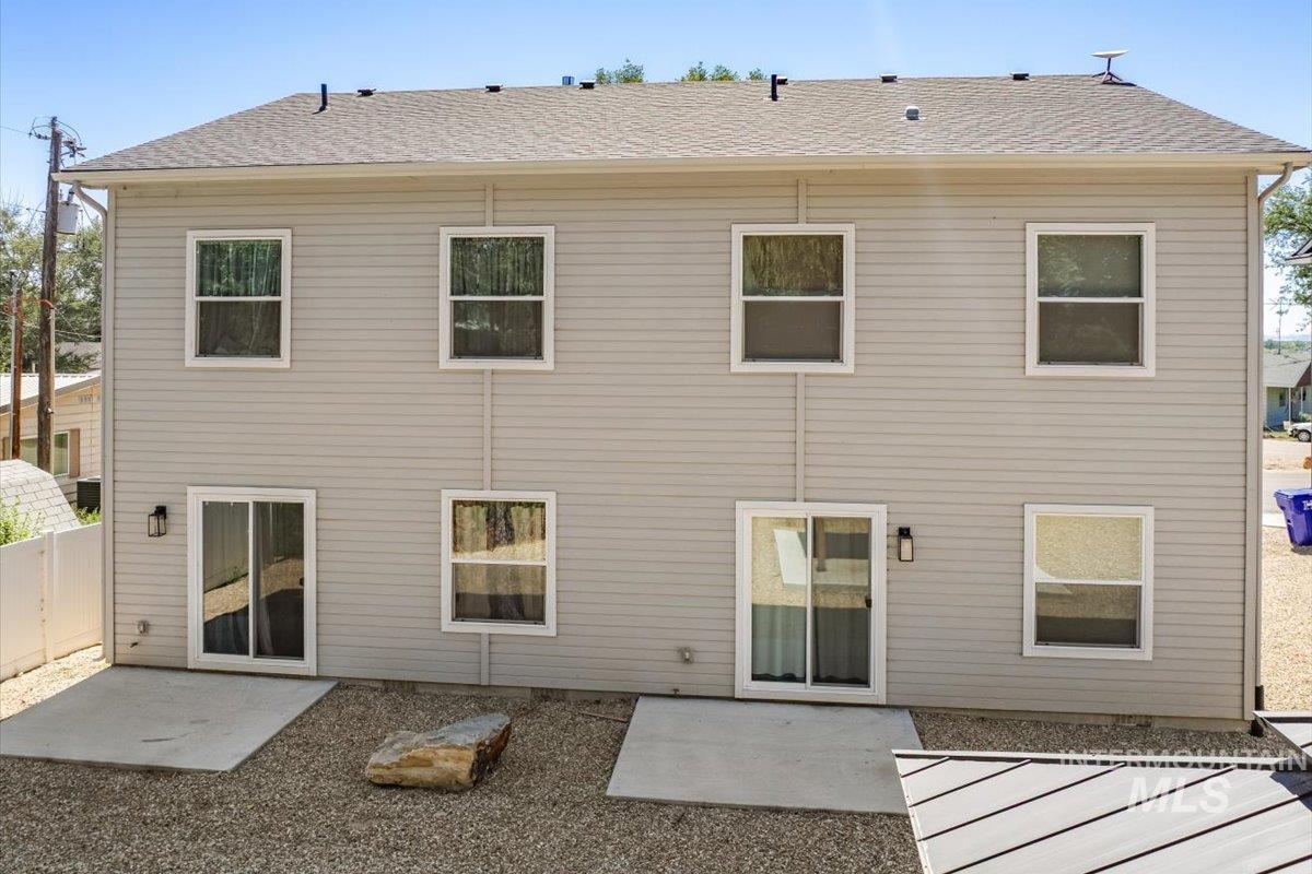 705 E Bates Ave, Parma, Idaho 83660, 3 Bedrooms, 2.5 Bathrooms, Residential For Sale, Price $325,000, 98980308