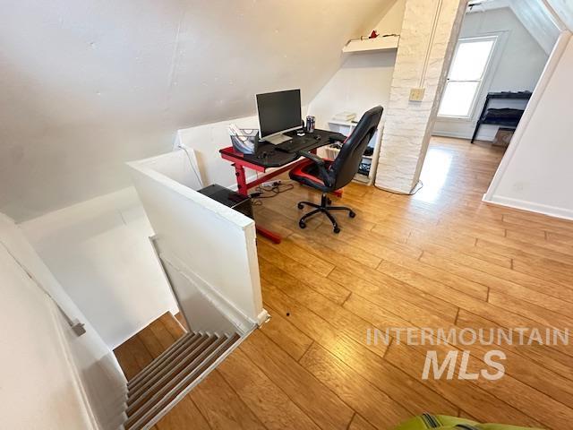 503 S Almon St, Moscow, Idaho 83843, 3 Bedrooms, 1 Bathroom, Residential Income For Sale, Price $325,000, 98980309