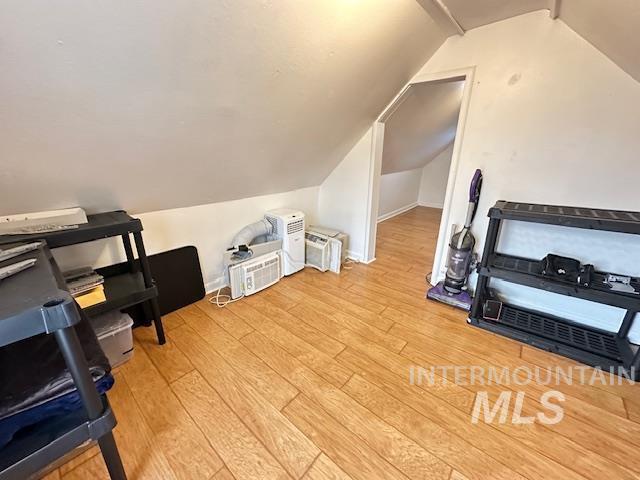 503 S Almon St, Moscow, Idaho 83843, 3 Bedrooms, 1 Bathroom, Residential Income For Sale, Price $325,000, 98980309