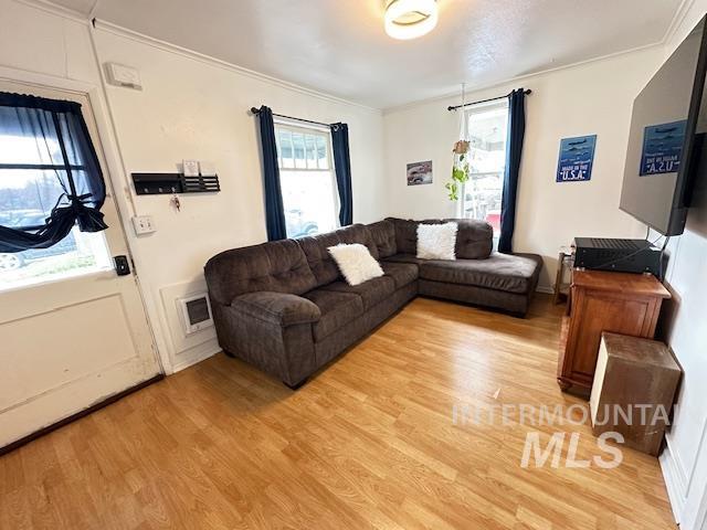 503 S Almon St, Moscow, Idaho 83843, 3 Bedrooms, 1 Bathroom, Residential Income For Sale, Price $325,000, 98980309