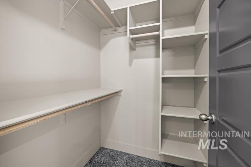 705-707 E Bates Ave, Parma, Idaho 83660, 3 Bedrooms, 2.5 Bathrooms, Residential Income For Sale, Price $600,000, 98980311