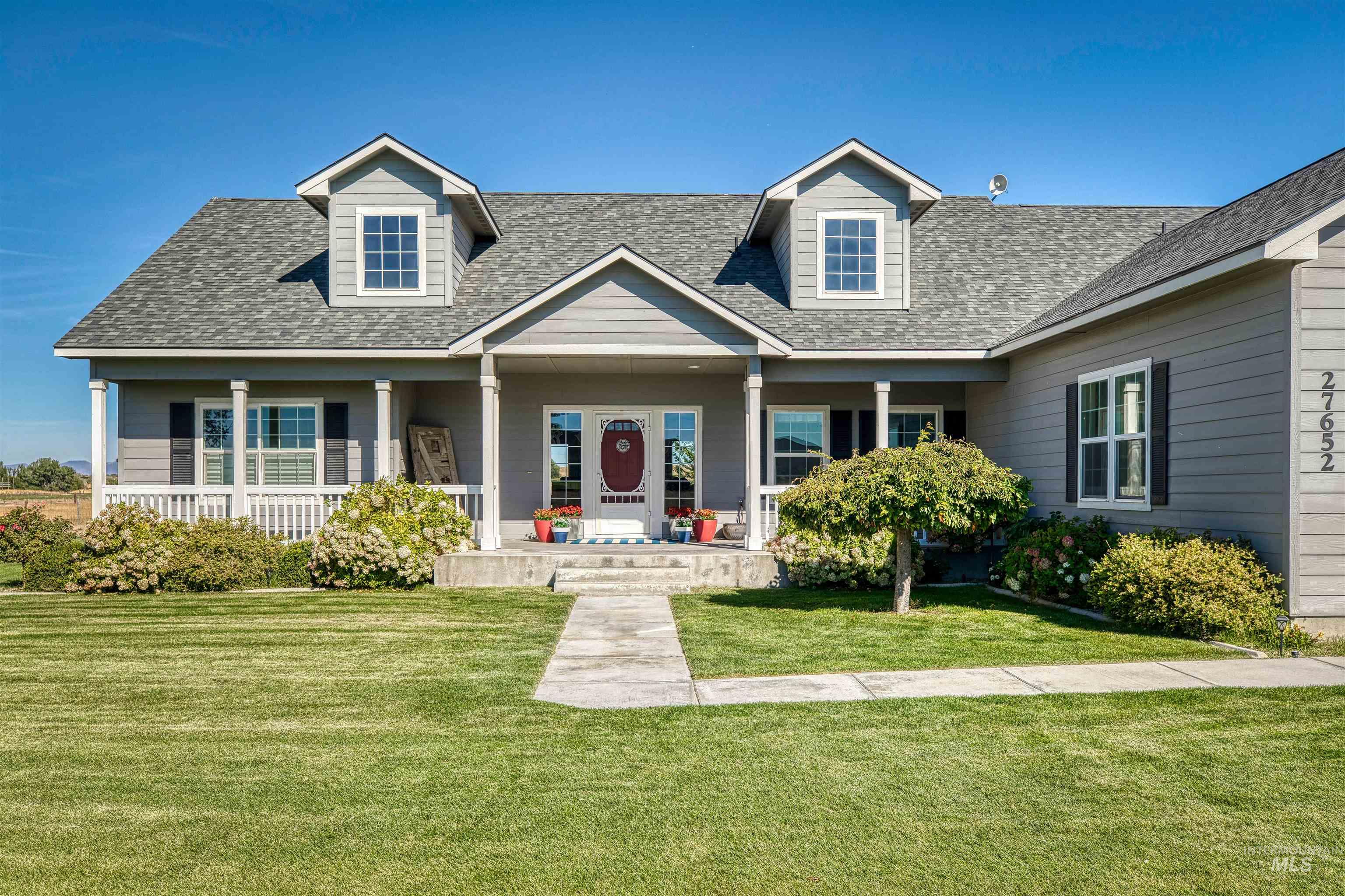 27652 Hop Rd, Caldwell, Idaho 83607, 3 Bedrooms, 2.5 Bathrooms, Residential For Sale, Price $1,749,000,MLS 98980312