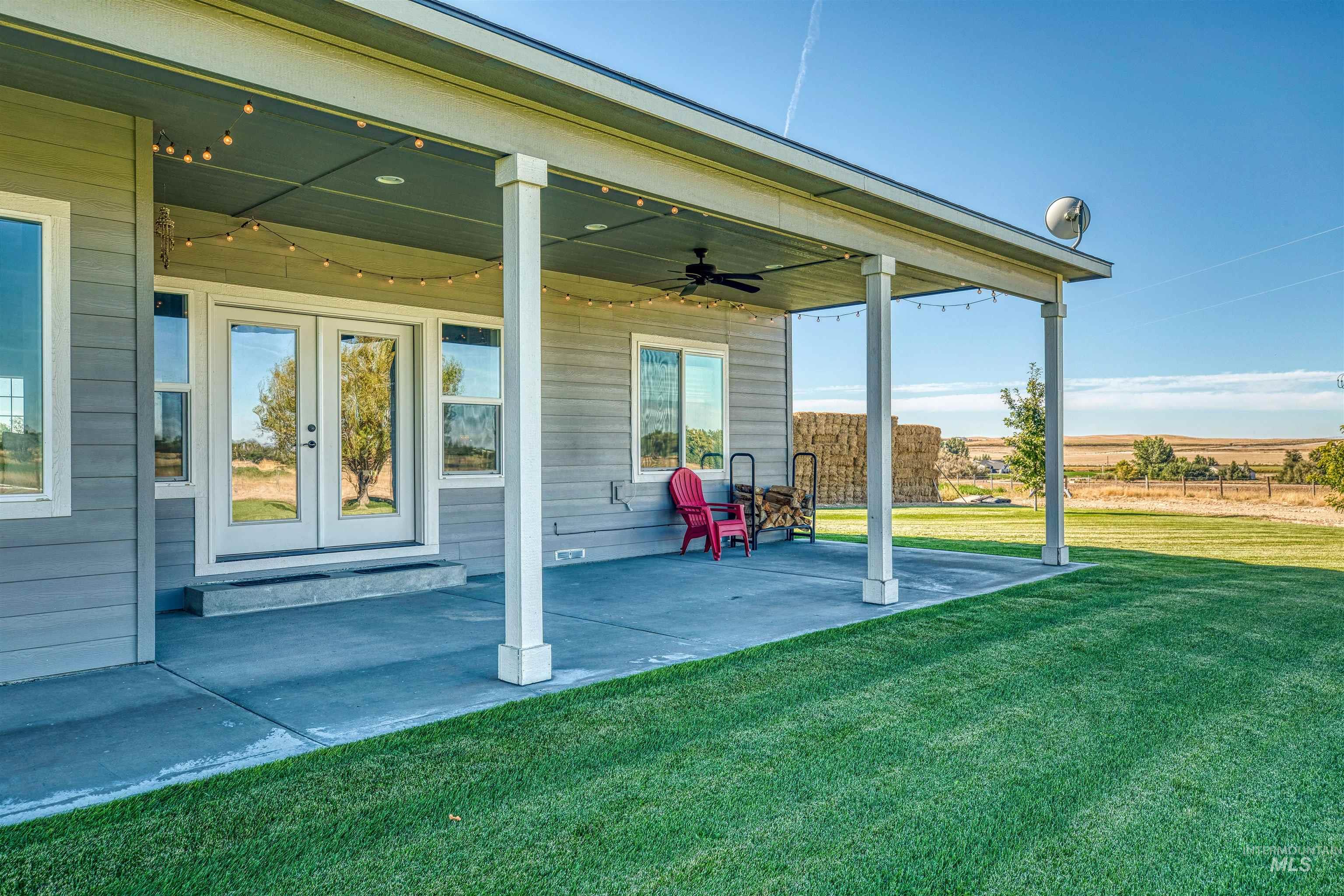 27652 Hop Rd, Caldwell, Idaho 83607, 3 Bedrooms, 2.5 Bathrooms, Residential For Sale, Price $1,749,000,MLS 98980312