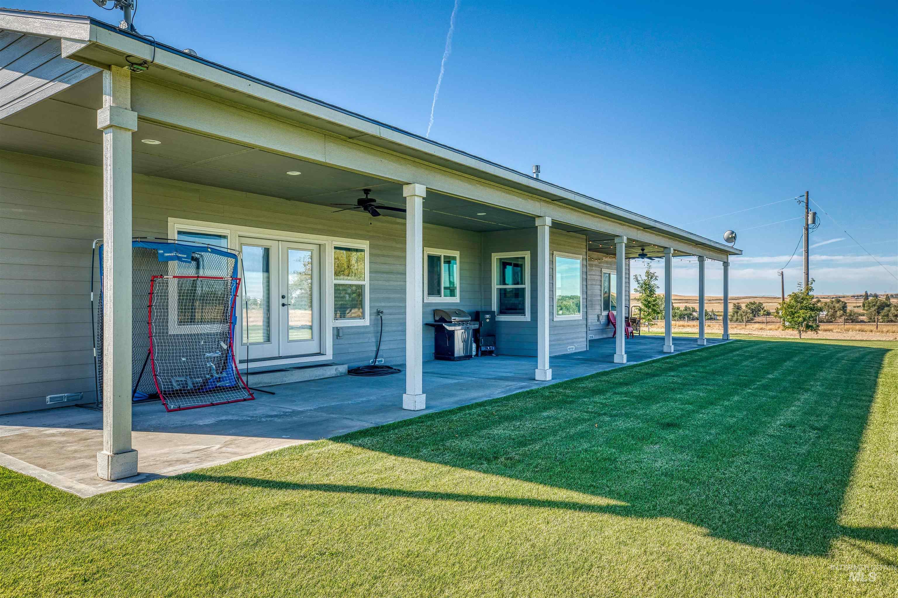 27652 Hop Rd, Caldwell, Idaho 83607, 3 Bedrooms, 2.5 Bathrooms, Residential For Sale, Price $1,749,000,MLS 98980312