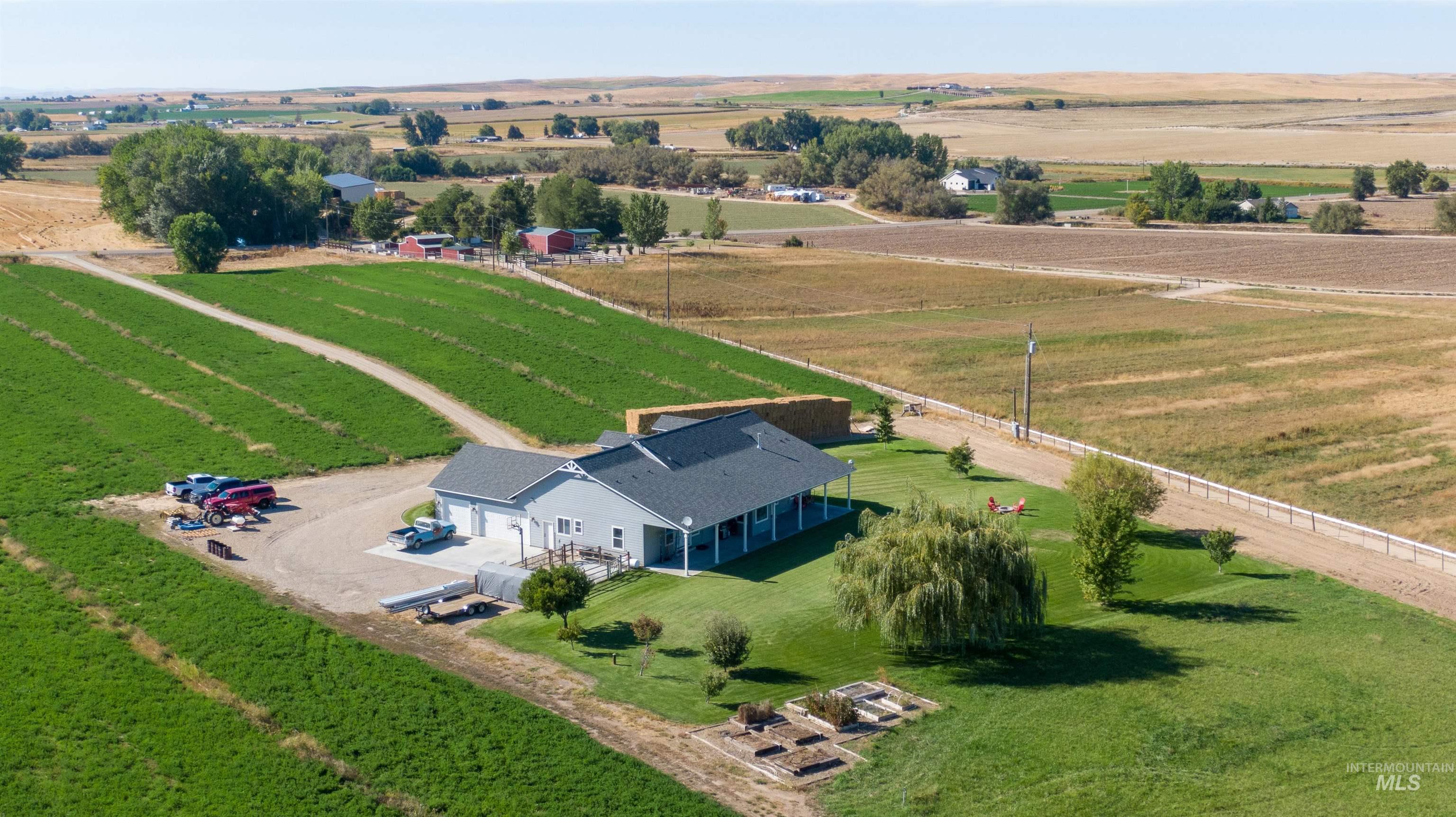 27652 Hop Rd, Caldwell, Idaho 83607, 3 Bedrooms, 2.5 Bathrooms, Residential For Sale, Price $1,749,000,MLS 98980312