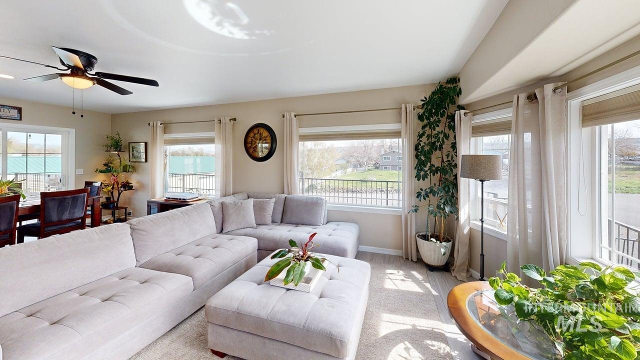 1008 Lambert Court, Clarkston, Washington 99403, 3 Bedrooms, 2.5 Bathrooms, Residential For Sale, Price $525,000,MLS 98980317