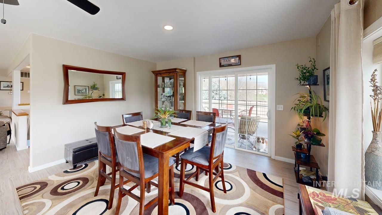 1008 Lambert Court, Clarkston, Washington 99403, 3 Bedrooms, 2.5 Bathrooms, Residential For Sale, Price $525,000,MLS 98980317