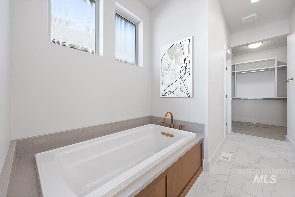 3508 S Cedarhurst Dr., Meridian, Idaho 83642, 3 Bedrooms, 2 Bathrooms, Residential For Sale, Price $611,800,MLS 98980318