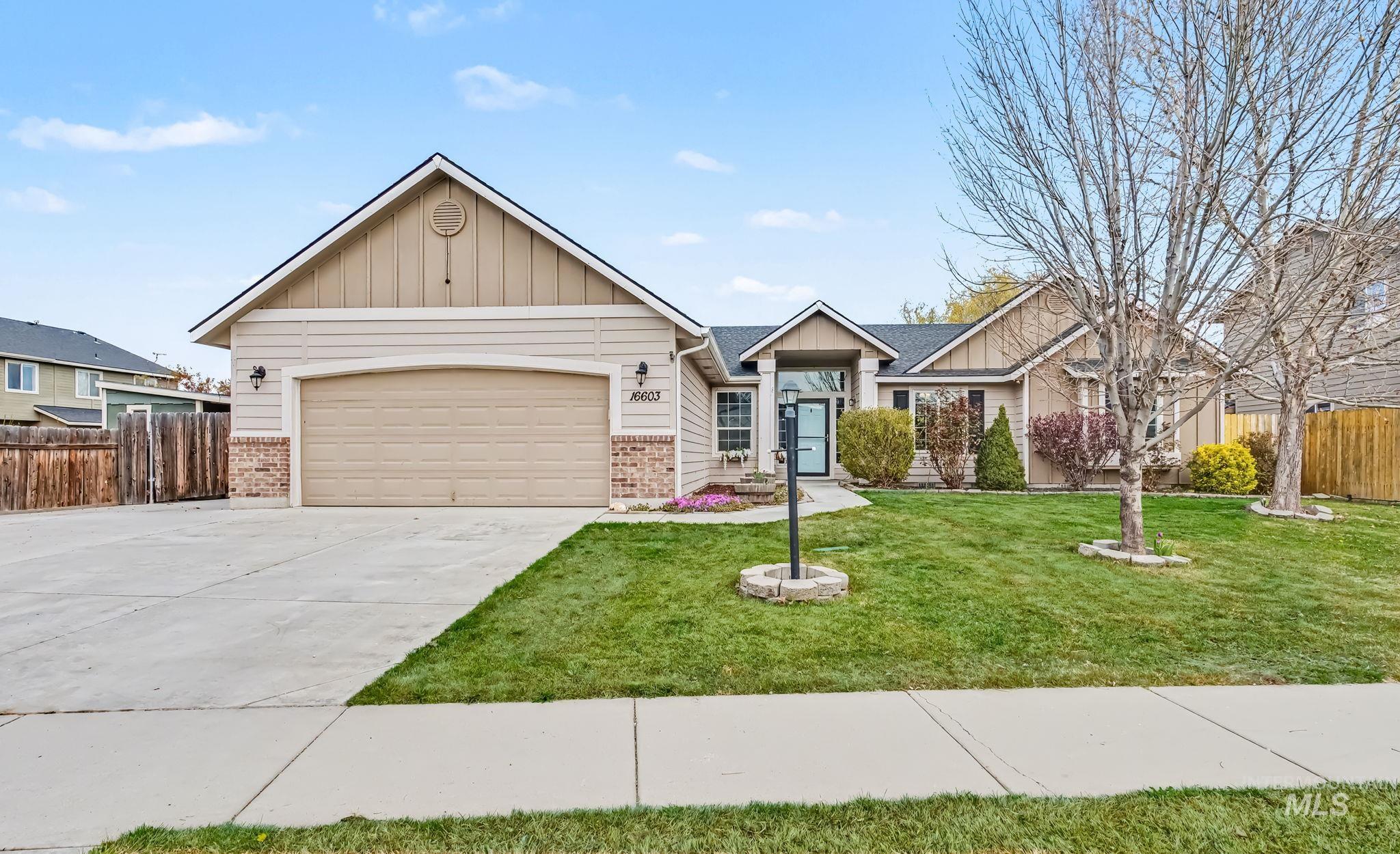 16603 N Fielding Way, Nampa, Idaho 83687, 5 Bedrooms, 3 Bathrooms, Residential For Sale, Price $469,900,MLS 98980320