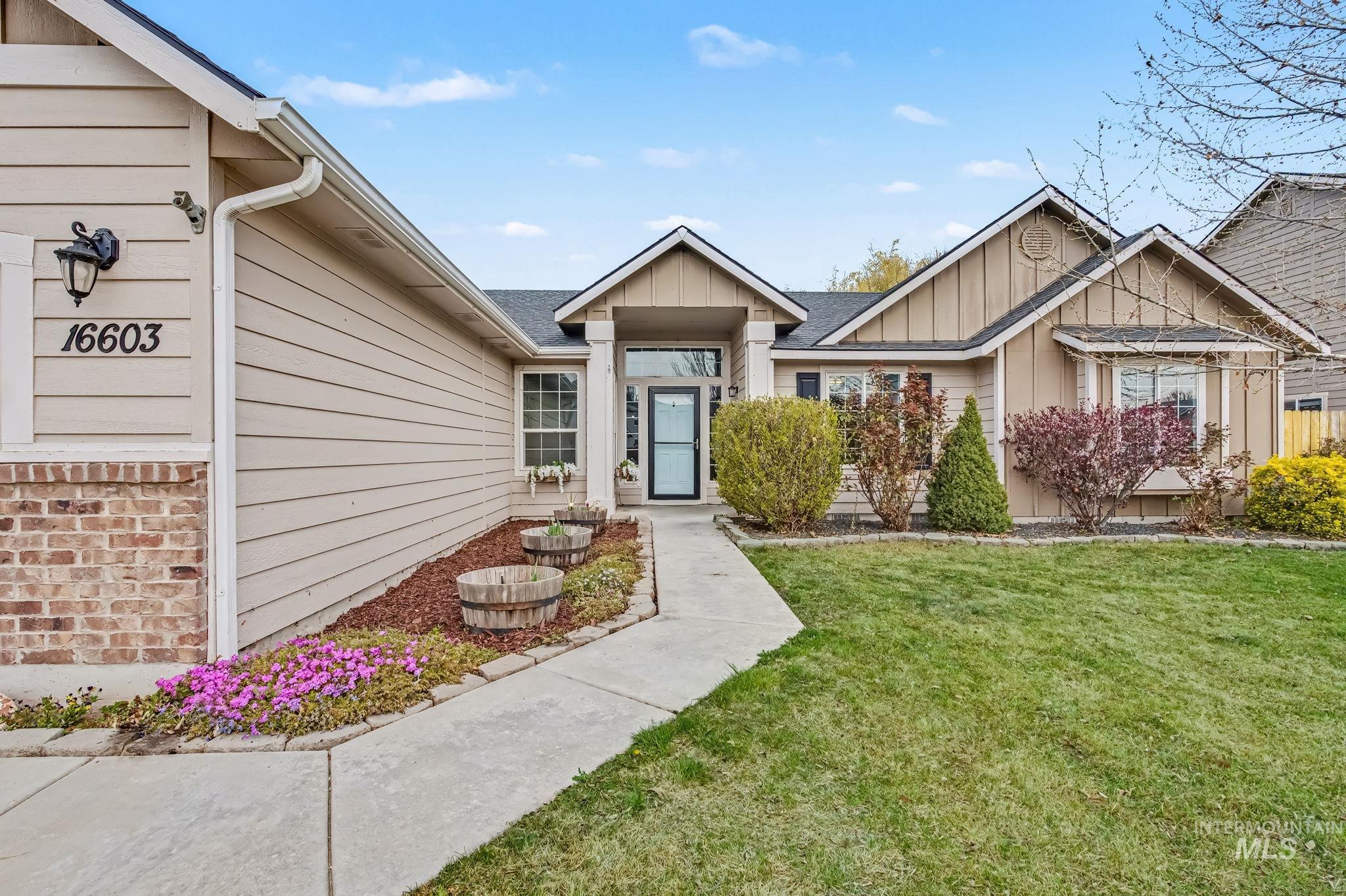 16603 N Fielding Way, Nampa, Idaho 83687, 5 Bedrooms, 3 Bathrooms, Residential For Sale, Price $469,900,MLS 98980320