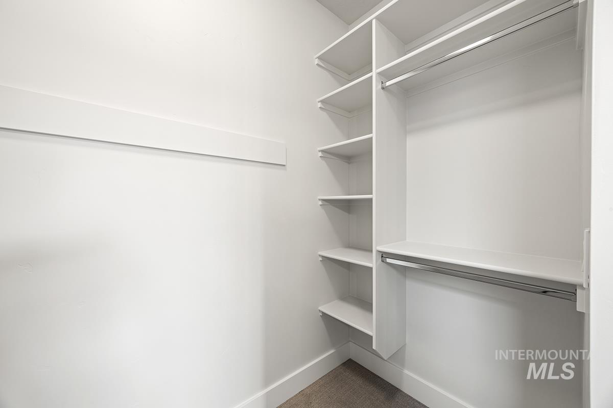 3490 S Cedarhurst Dr., Meridian, Idaho 83642, 3 Bedrooms, 2 Bathrooms, Residential For Sale, Price $607,800,MLS 98980321