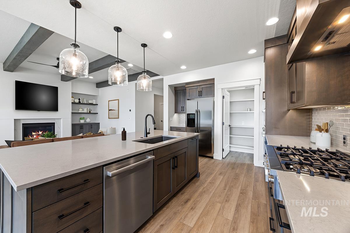 3490 S Cedarhurst Dr., Meridian, Idaho 83642, 3 Bedrooms, 2 Bathrooms, Residential For Sale, Price $607,800,MLS 98980321