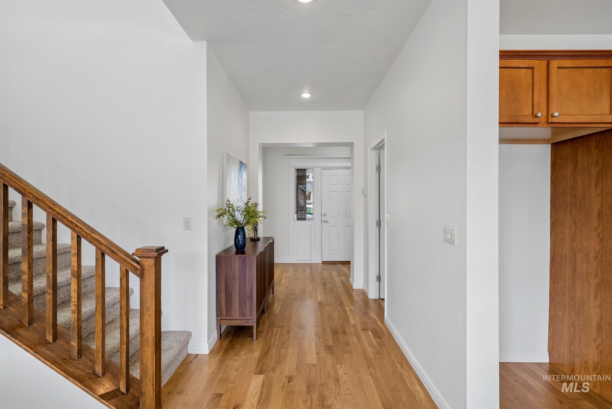 619 E Bonita Canyon, Meridian, Idaho 83642, 5 Bedrooms, 3 Bathrooms, Residential For Sale, Price $710,000,MLS 98980324