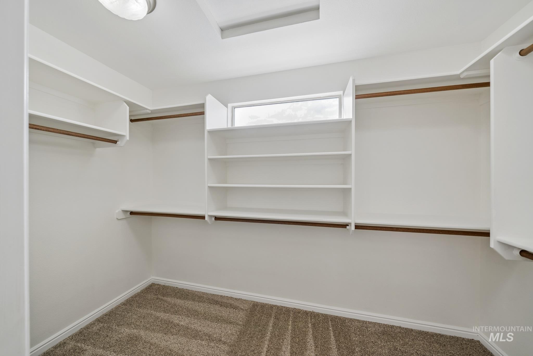 619 E Bonita Canyon, Meridian, Idaho 83642, 5 Bedrooms, 3 Bathrooms, Residential For Sale, Price $710,000,MLS 98980324