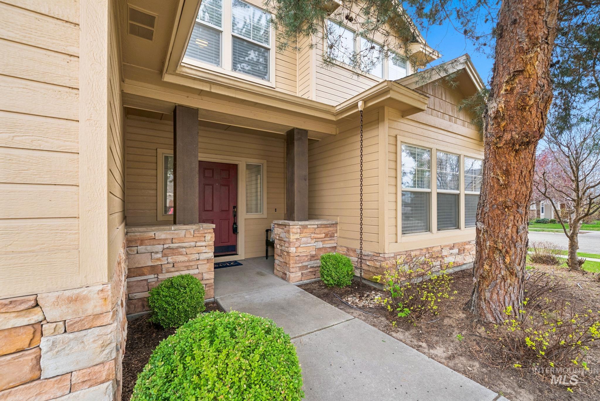 619 E Bonita Canyon, Meridian, Idaho 83642, 5 Bedrooms, 3 Bathrooms, Residential For Sale, Price $710,000,MLS 98980324