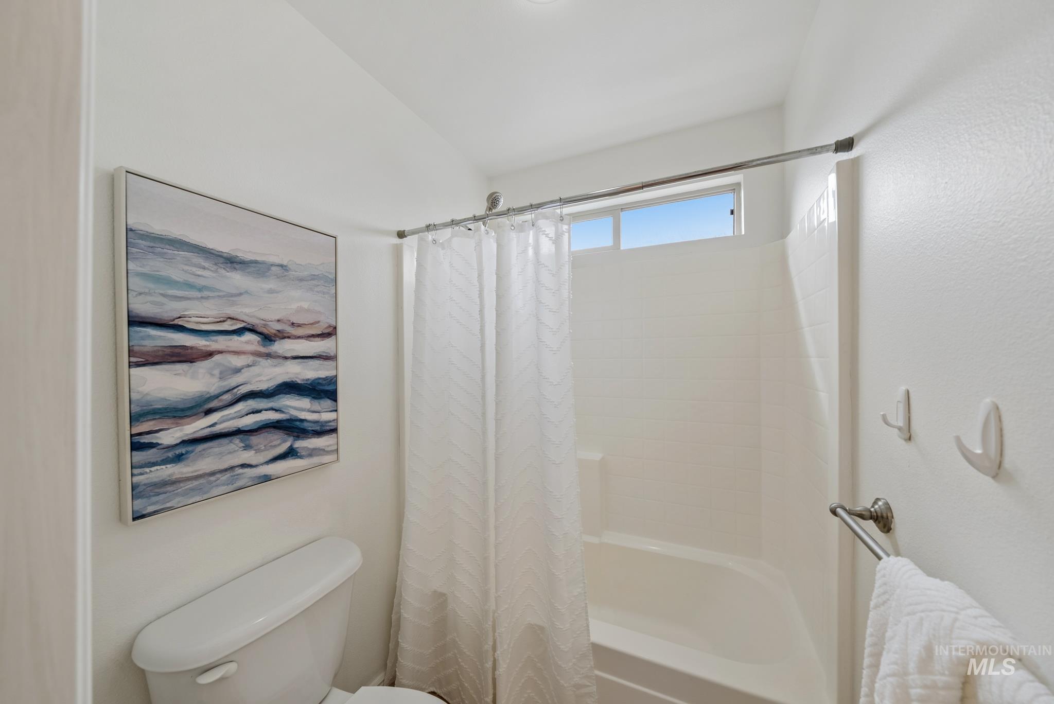 619 E Bonita Canyon, Meridian, Idaho 83642, 5 Bedrooms, 3 Bathrooms, Residential For Sale, Price $710,000,MLS 98980324