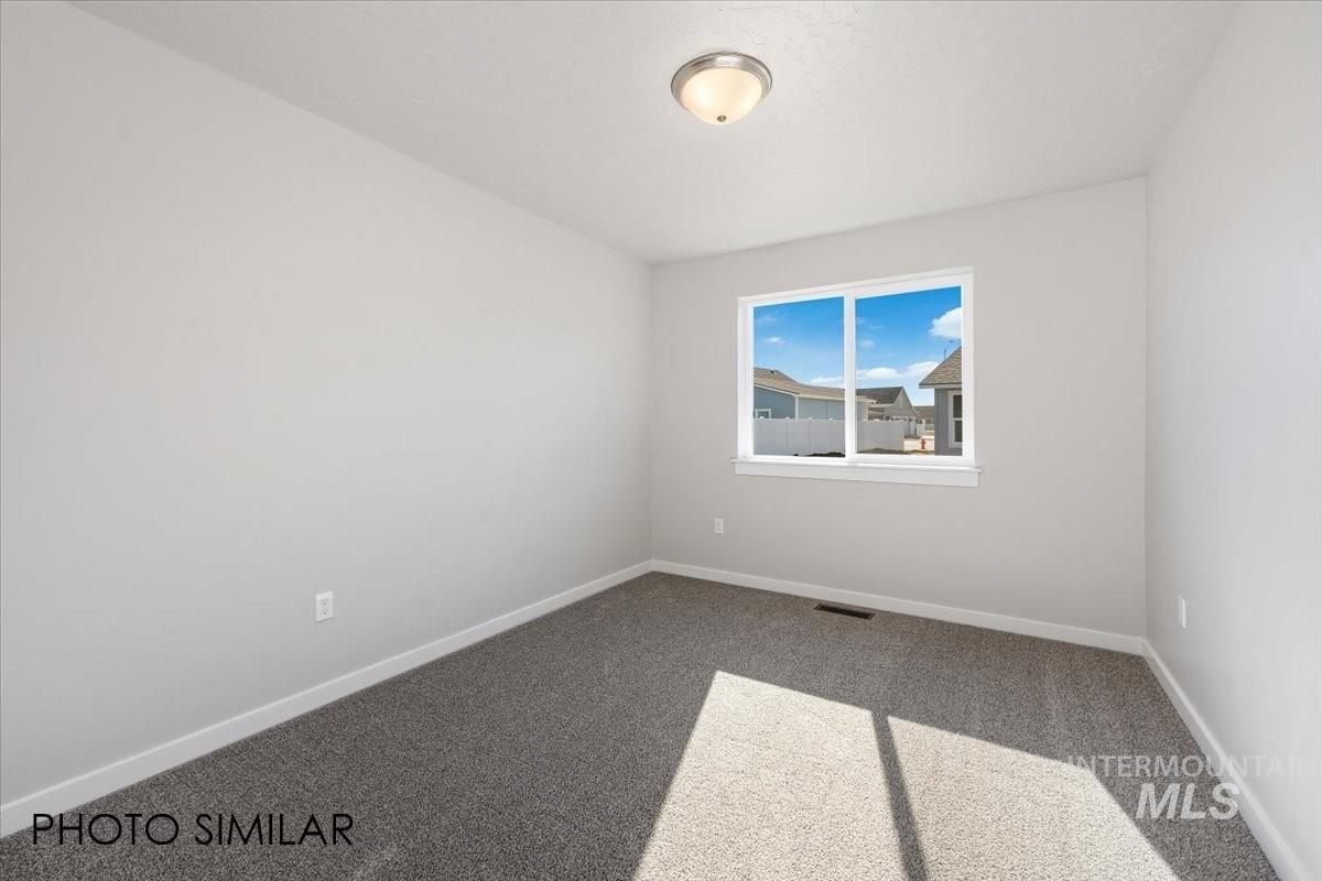 614 Brown Bear Way, Fruitland, Idaho 83619, 3 Bedrooms, 2 Bathrooms, Residential For Sale, Price $415,599,MLS 98980326