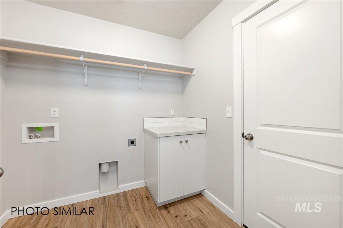 614 Brown Bear Way, Fruitland, Idaho 83619, 3 Bedrooms, 2 Bathrooms, Residential For Sale, Price $415,599,MLS 98980326