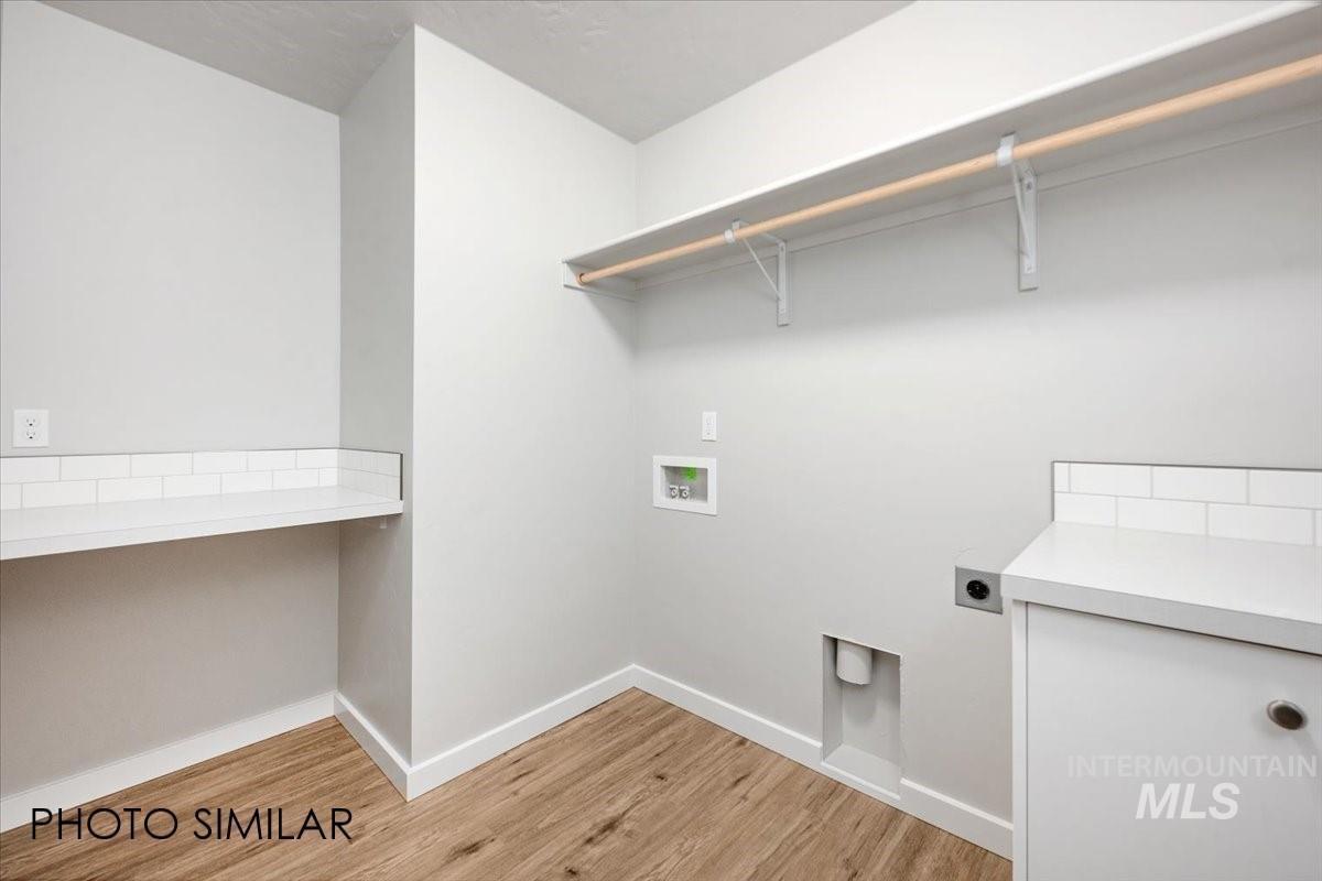 614 Brown Bear Way, Fruitland, Idaho 83619, 3 Bedrooms, 2 Bathrooms, Residential For Sale, Price $415,599,MLS 98980326