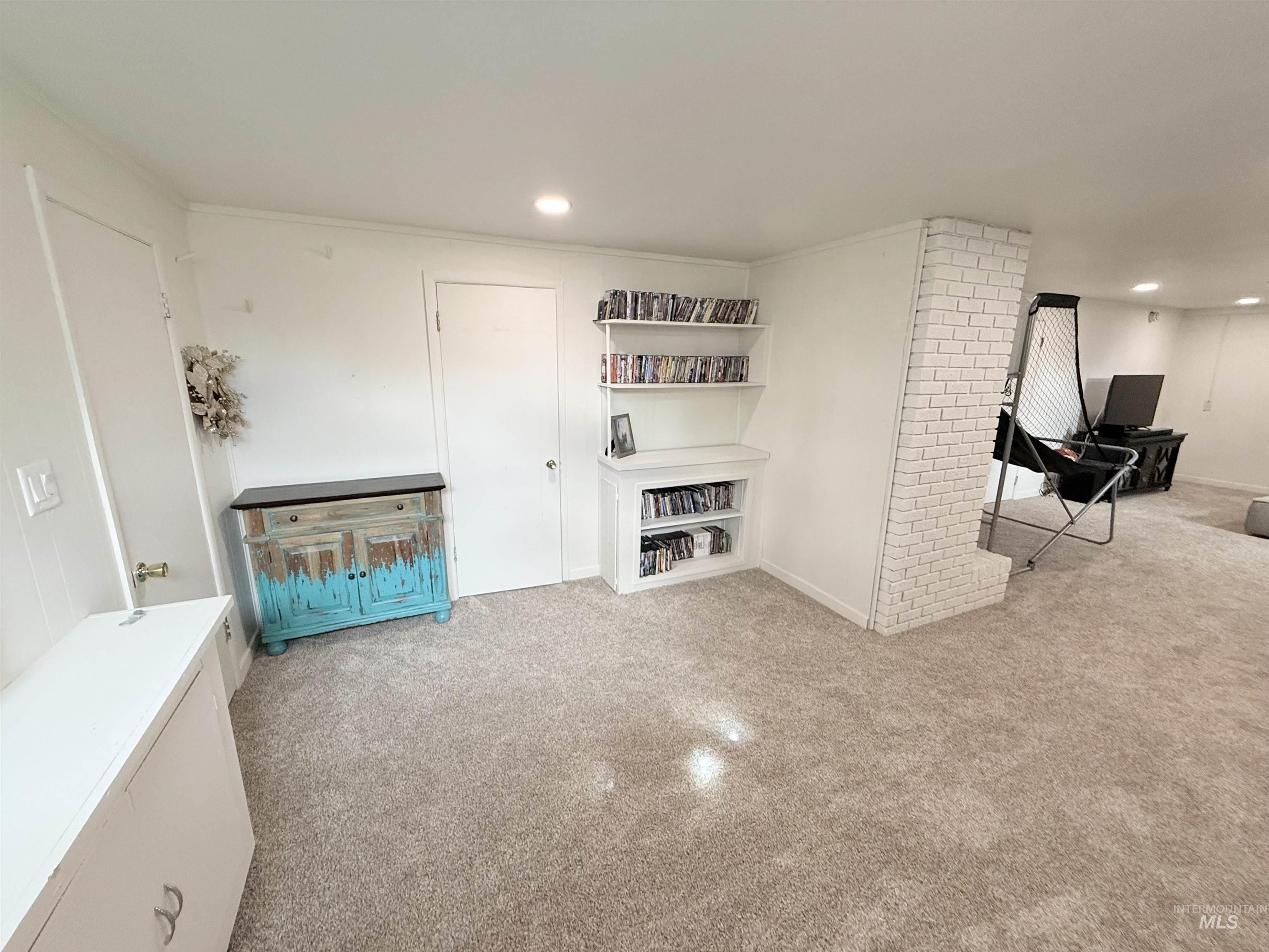 624 20th St., Rupert, Idaho 83350, 5 Bedrooms, 2 Bathrooms, Residential For Sale, Price $428,500,MLS 98980327