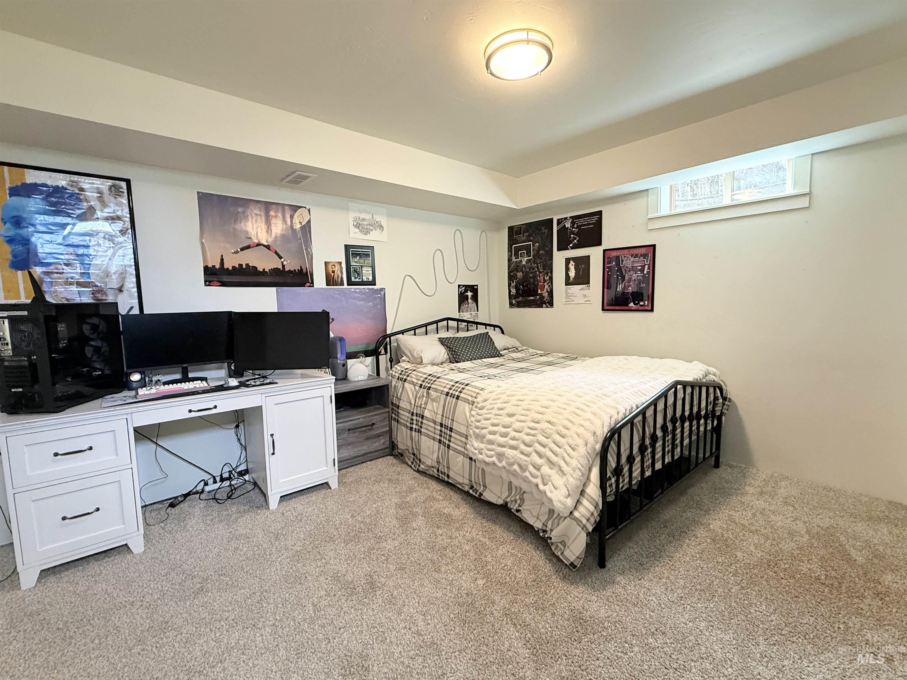 624 20th St., Rupert, Idaho 83350, 5 Bedrooms, 2 Bathrooms, Residential For Sale, Price $428,500,MLS 98980327