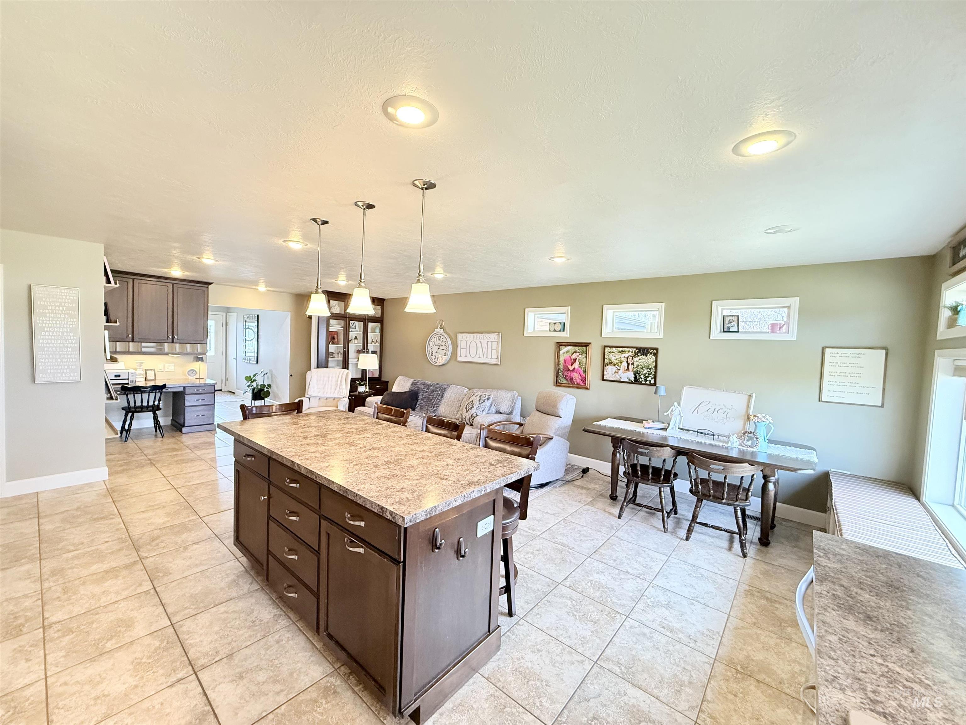 624 20th St., Rupert, Idaho 83350, 5 Bedrooms, 2 Bathrooms, Residential For Sale, Price $428,500,MLS 98980327