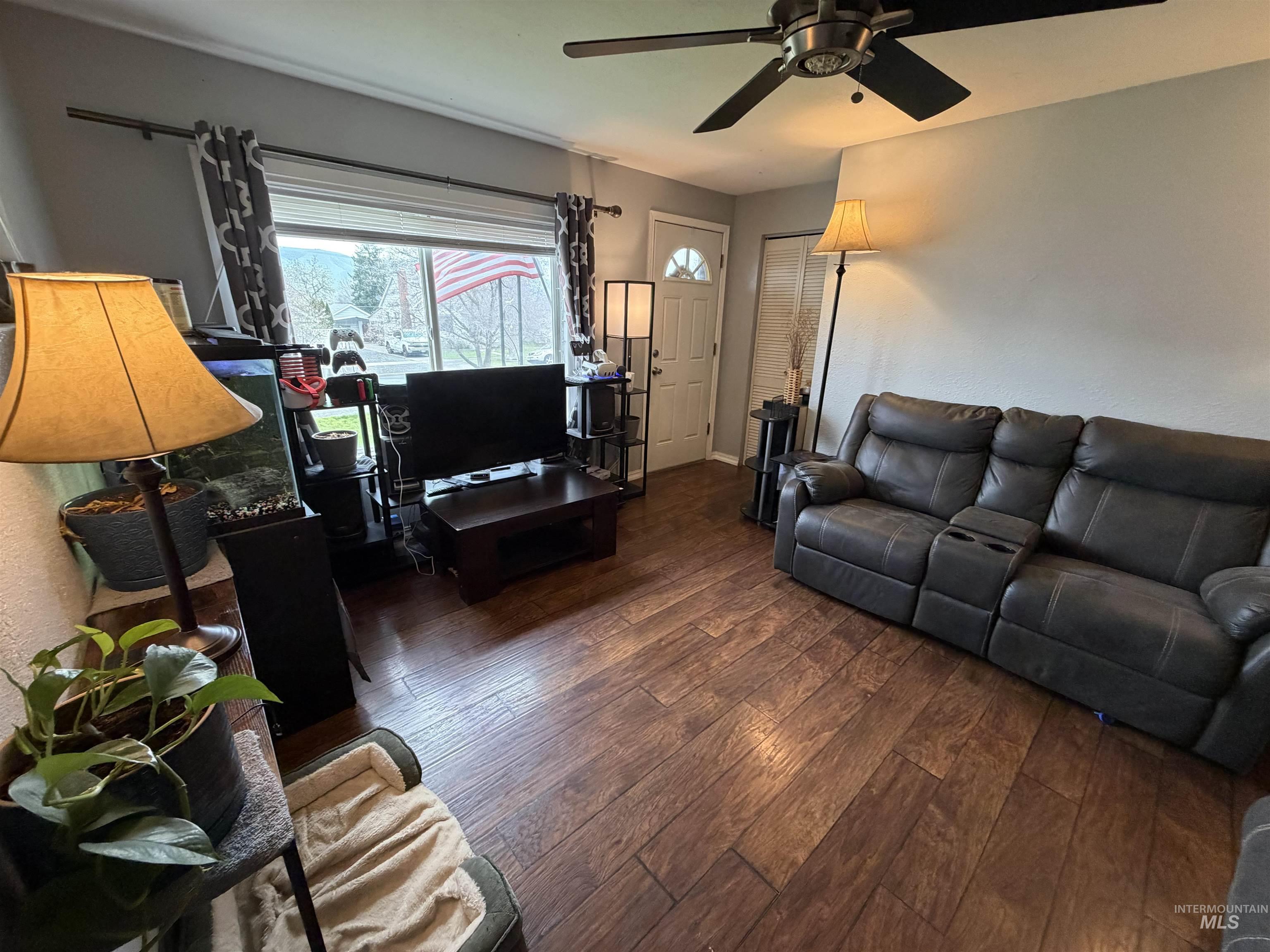 1602 14th Ave., Lewiston, Idaho 83501, 3 Bedrooms, 1.5 Bathrooms, Residential For Sale, Price $337,500,MLS 98980328